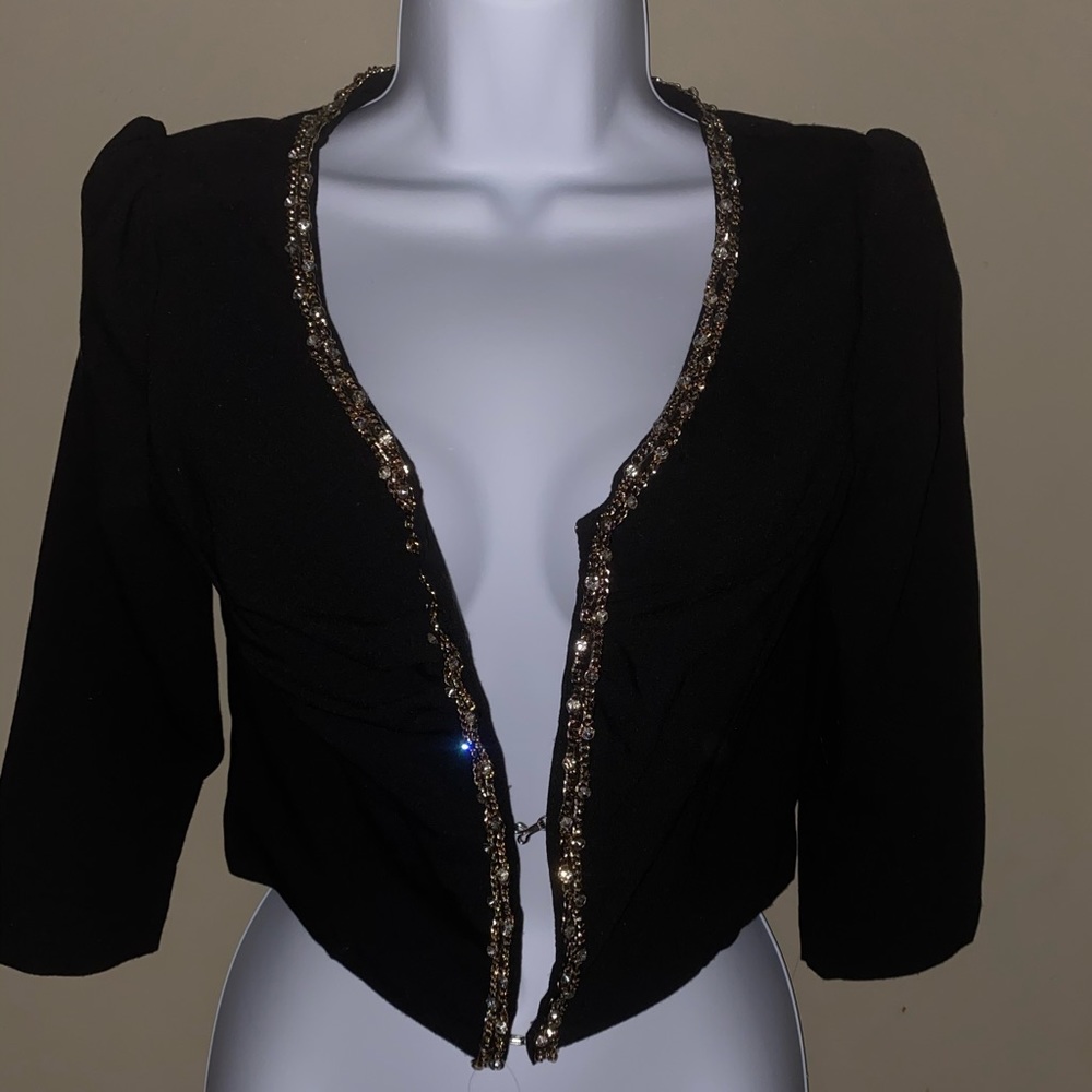 Kantinar boutique black blazer crop top S